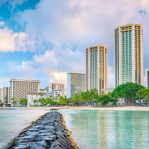 4* Resort Hyatt Regency Waikiki &